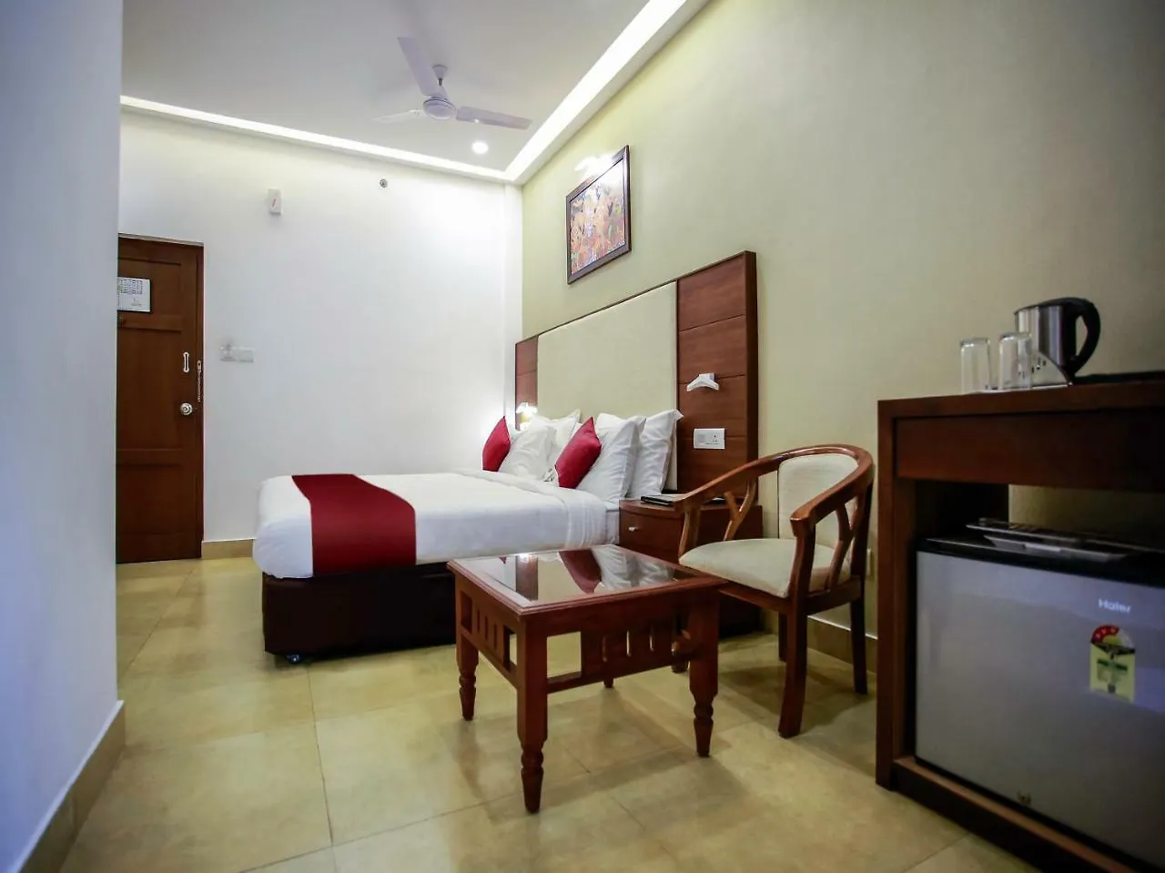 Hotel Oyo 26692 Alankar Elite Inns Chelakkara