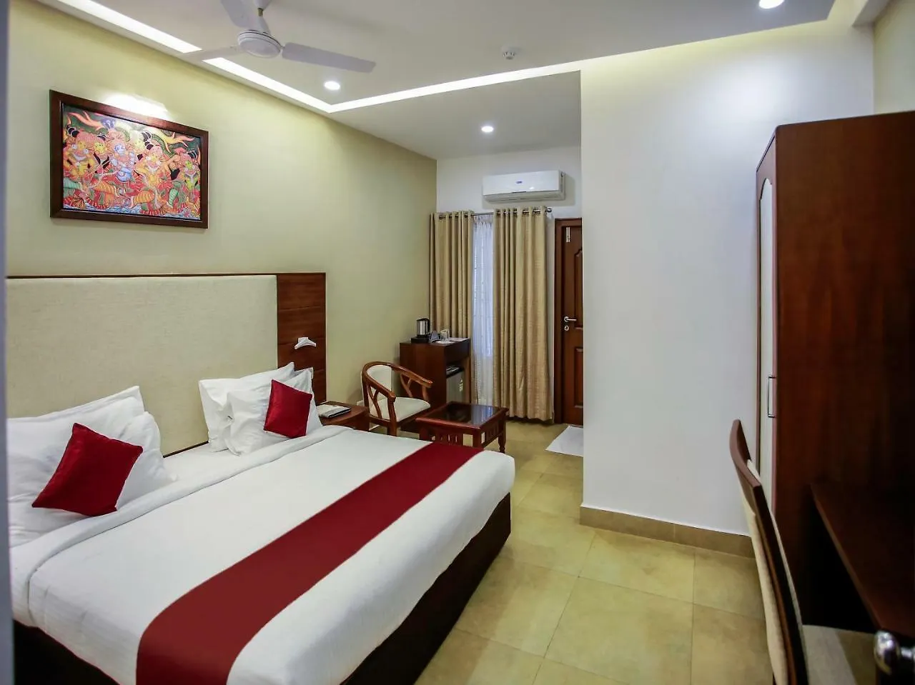 Oyo 26692 Alankar Elite Inns Chelakkara Indie