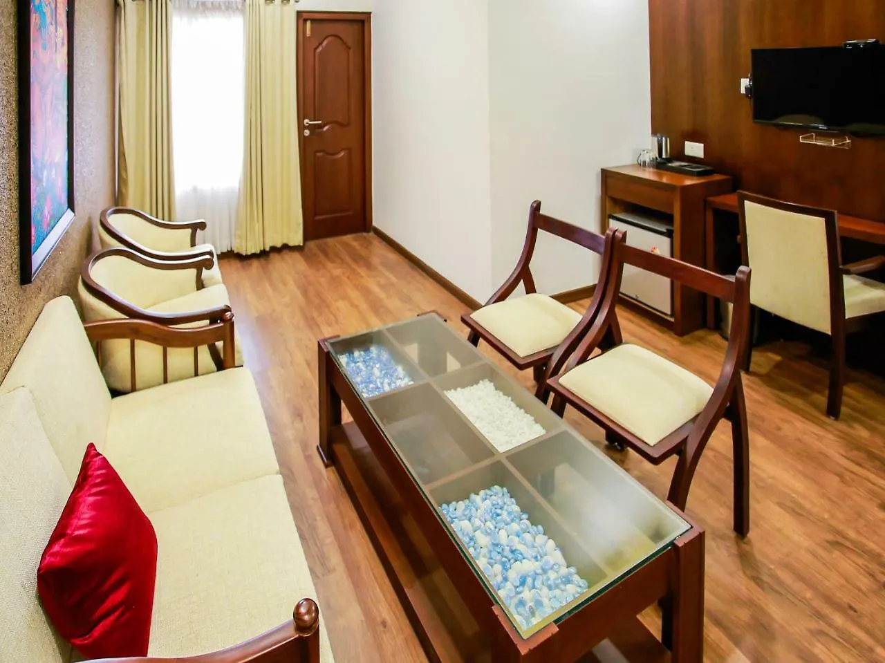 Oyo 26692 Alankar Elite Inns Chelakkara Hotel