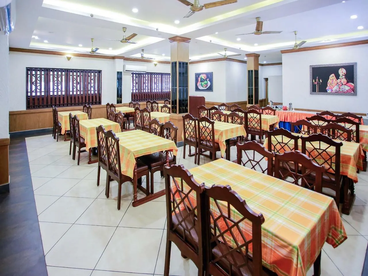 Oyo 26692 Alankar Elite Inns Chelakkara